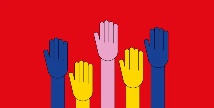 Fünf bunte Hände, die vor rotem Hintergrund nach oben ragen.