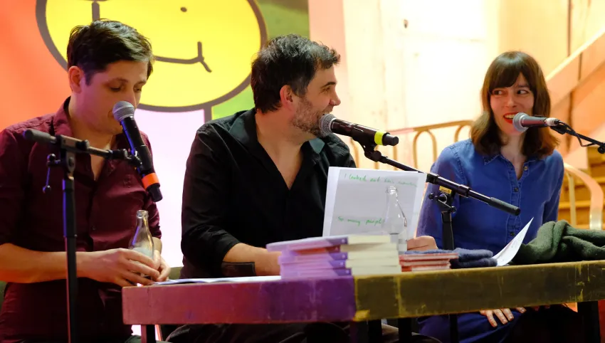 Roland van Oystern, Ferdinand Führer und Stefanie Schrank geben Einblick in ihre Comic-Produktion.